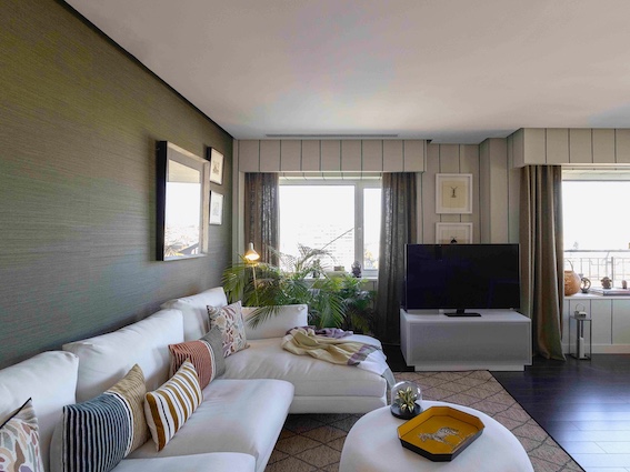 PLAZA ESPAÑA 18, 19 PUERTA 3, MADRID SALÓN 02 3